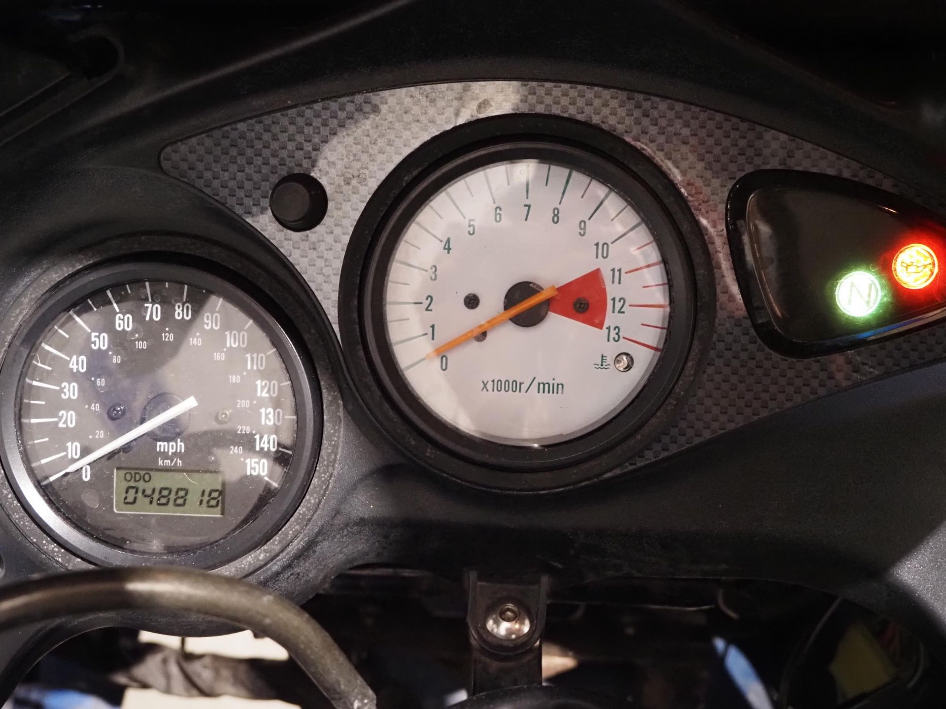 Suzuki SV650s motorcycle. 1999. 645cc Runs and rides. MOT until 30/6/2024. Reg. T301 XEG. V5. Key - Image 5 of 8