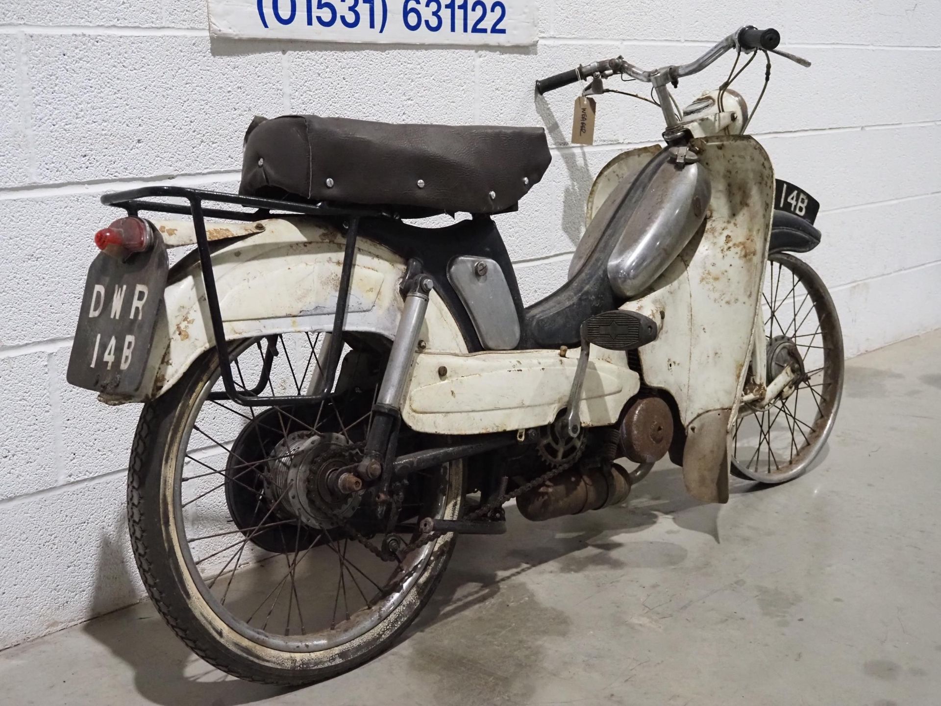 Motobecane moped. Engine is free. Reg. DWR 14B. No docs - Bild 3 aus 4