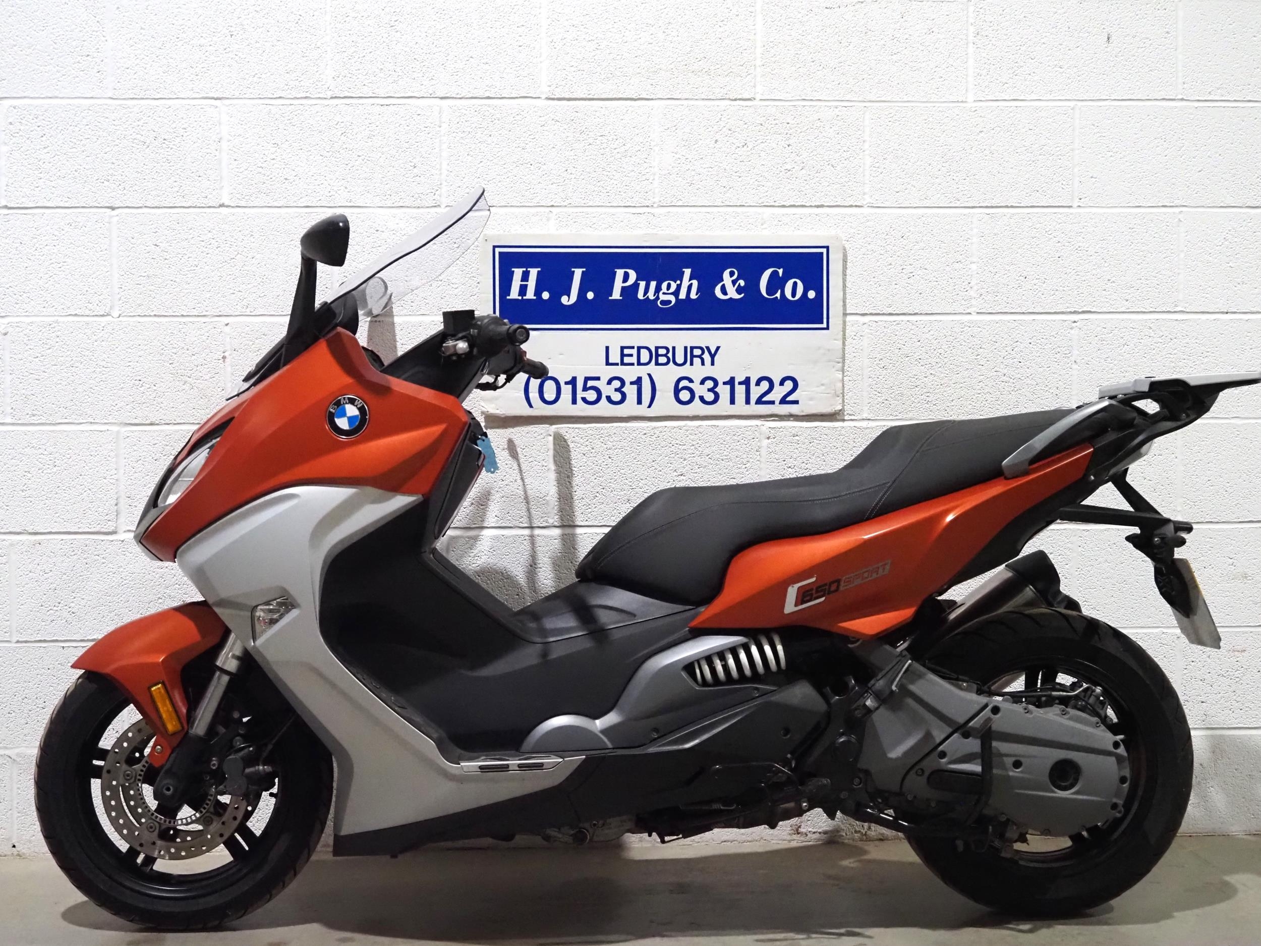 BMW C650 Sport moped. 2016. 647cc. Non runner. Engine turns over and last run in 2020. Comes with - Image 5 of 5