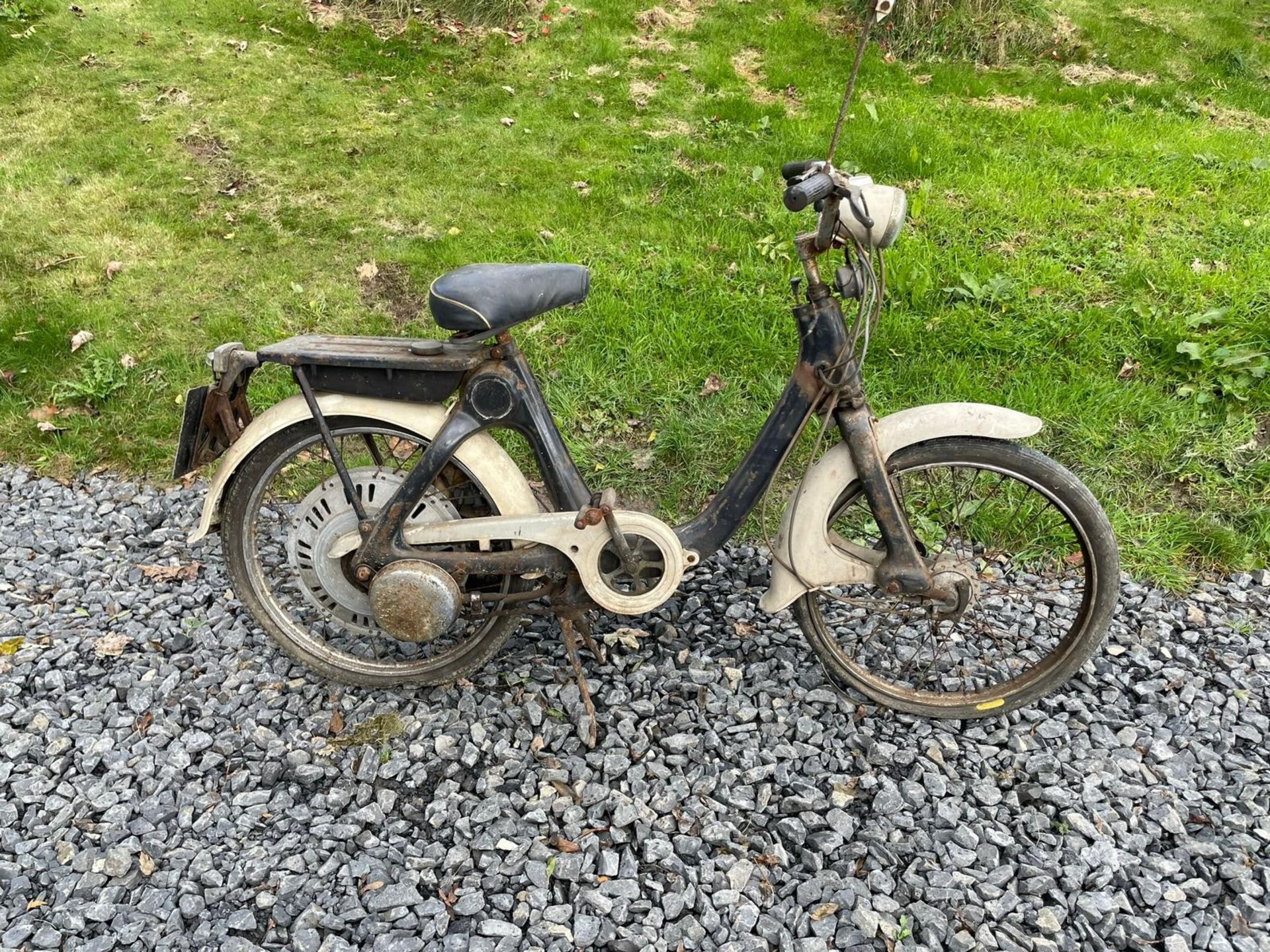 Honda PC50 moped project. Barn find. No docs. - Image 3 of 6