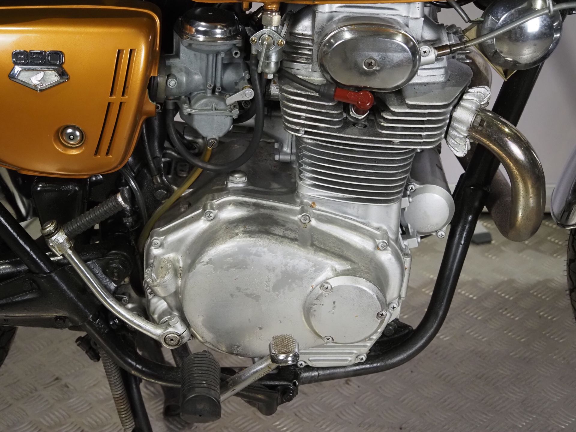 Honda CL350 motorcycle. 1971. 325ccRuns and rides. New tyres and tubes, new battery, carburettors - Image 4 of 6