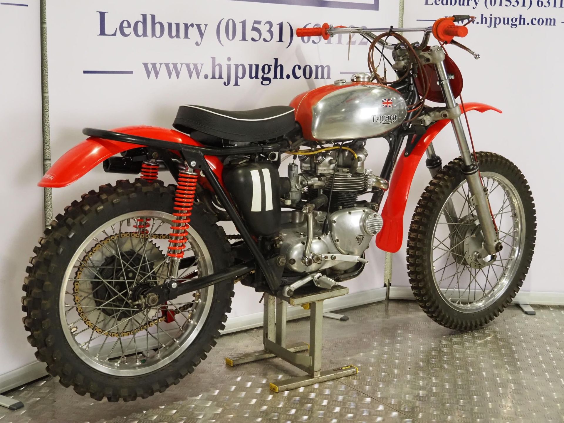 Triumph T90 trials motorcycle. 1965. 350cc Frame No. T10055H48532 Engine No. T90H33266 Runs and - Image 3 of 6