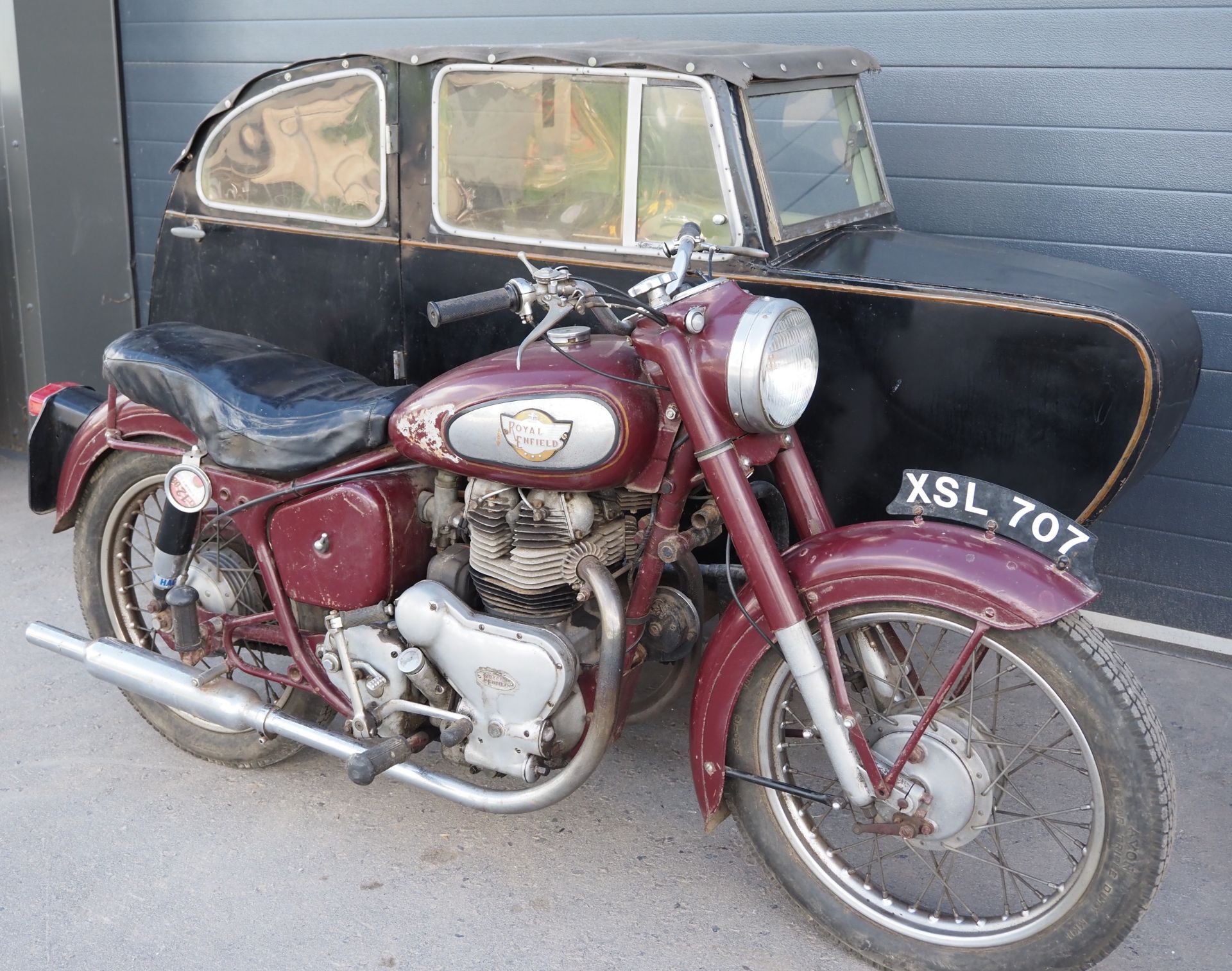 Royal Enfield Meteor sidecar outfit. 1956. 700ccFrame No. 713430Runs but has been dry stored for - Image 2 of 6