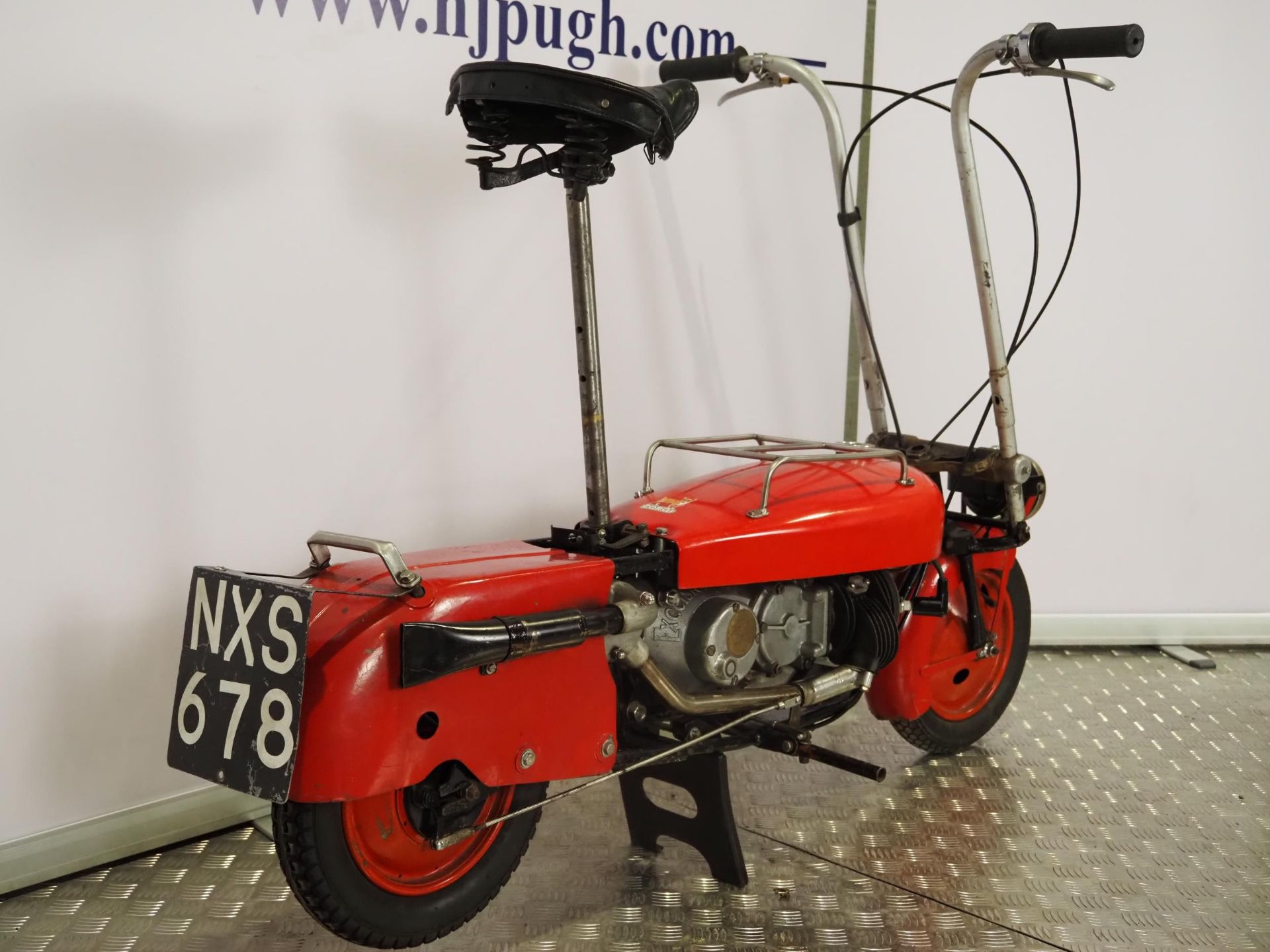 Brockhouse Corgi motorcycle. 1948. 98cc Frame No. 8116 Engine No. MK2W 16846 Runs and rides. Reg. - Image 4 of 7