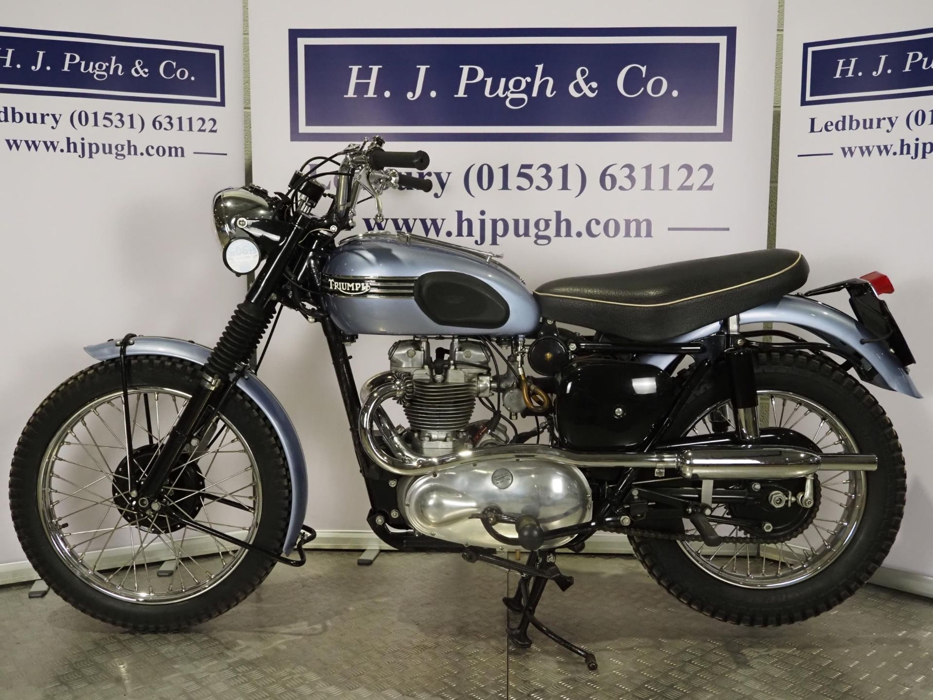 Triumph TR6 Trophy motorcycle. 1956. 650cc Frame No. 81764 Engine No. TR6 81764 Engine turns over - Image 9 of 9