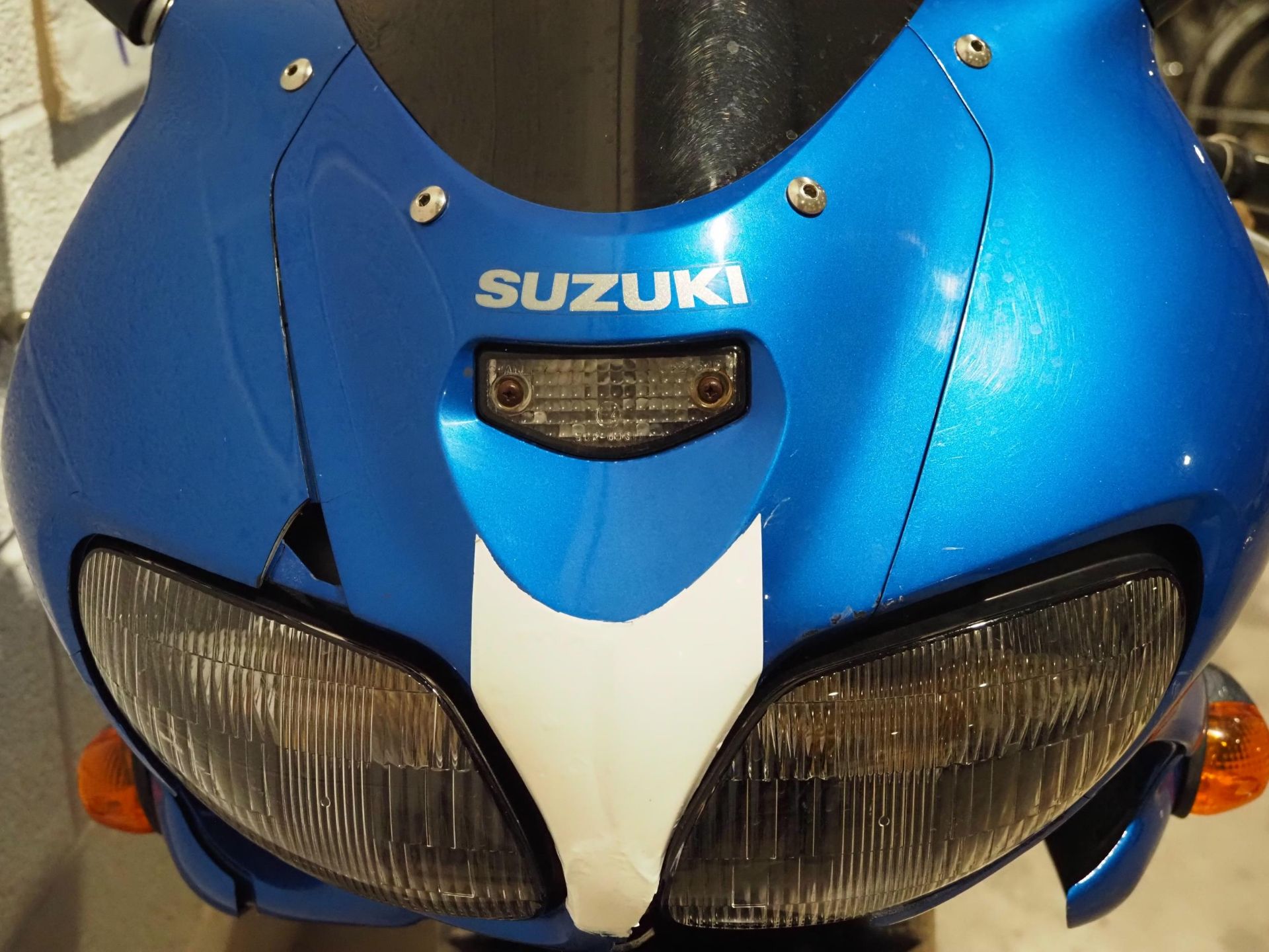Suzuki SV650s motorcycle. 1999. 645cc Runs and rides. MOT until 30/6/2024. Reg. T301 XEG. V5. Key - Image 6 of 8