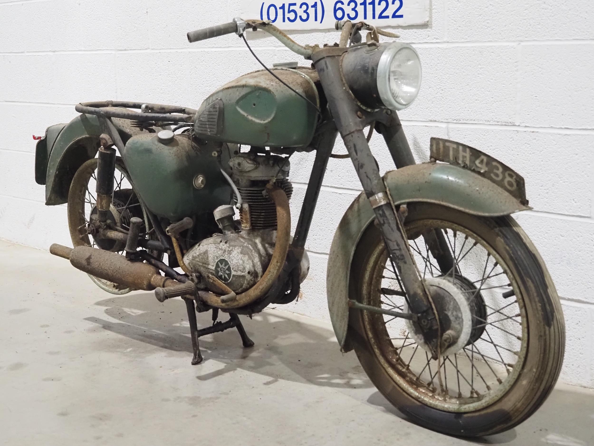 BSA C15 motorcycle project. 1960. 250cc Frame No. C15 15122 Engine No. C15 14993 Has been dry stored - Image 2 of 6