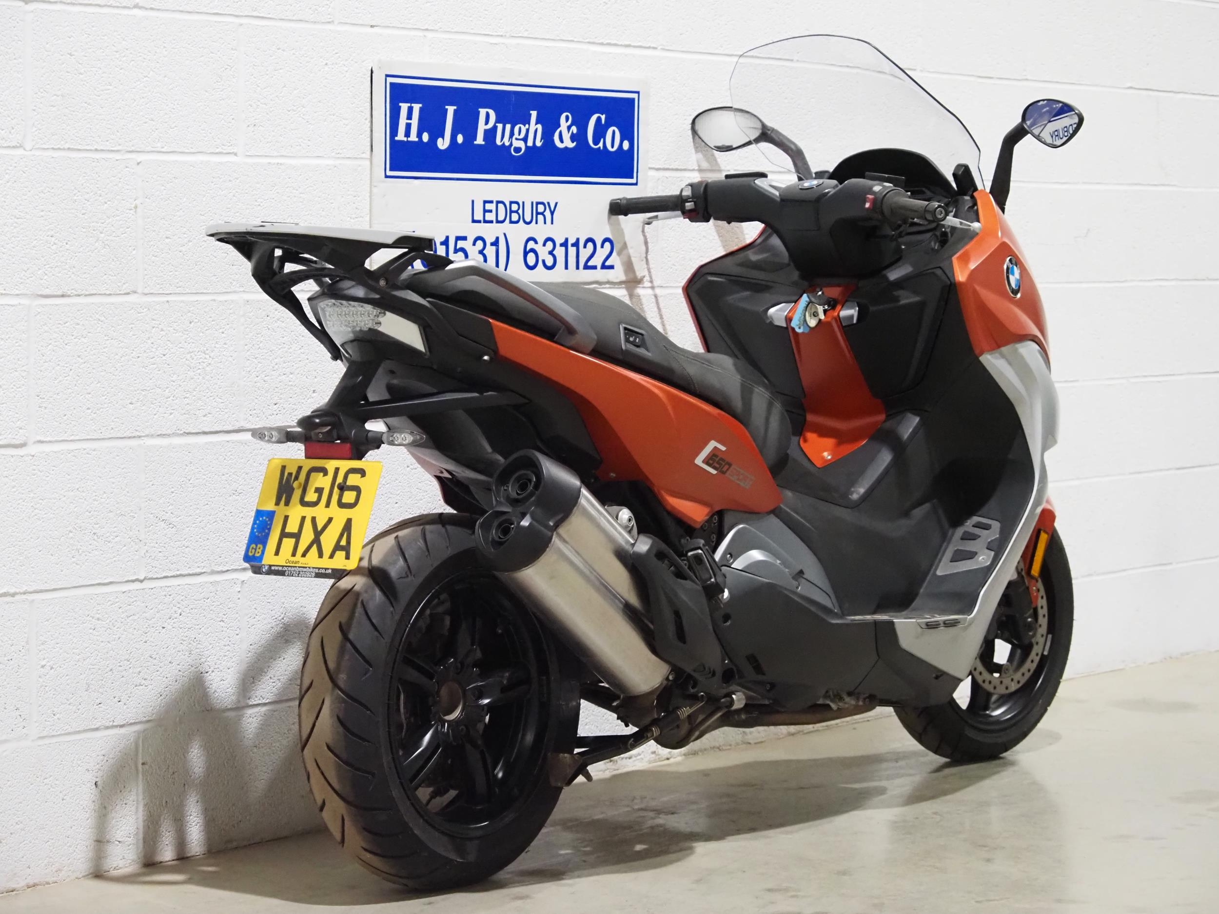 BMW C650 Sport moped. 2016. 647cc. Non runner. Engine turns over and last run in 2020. Comes with - Image 3 of 5