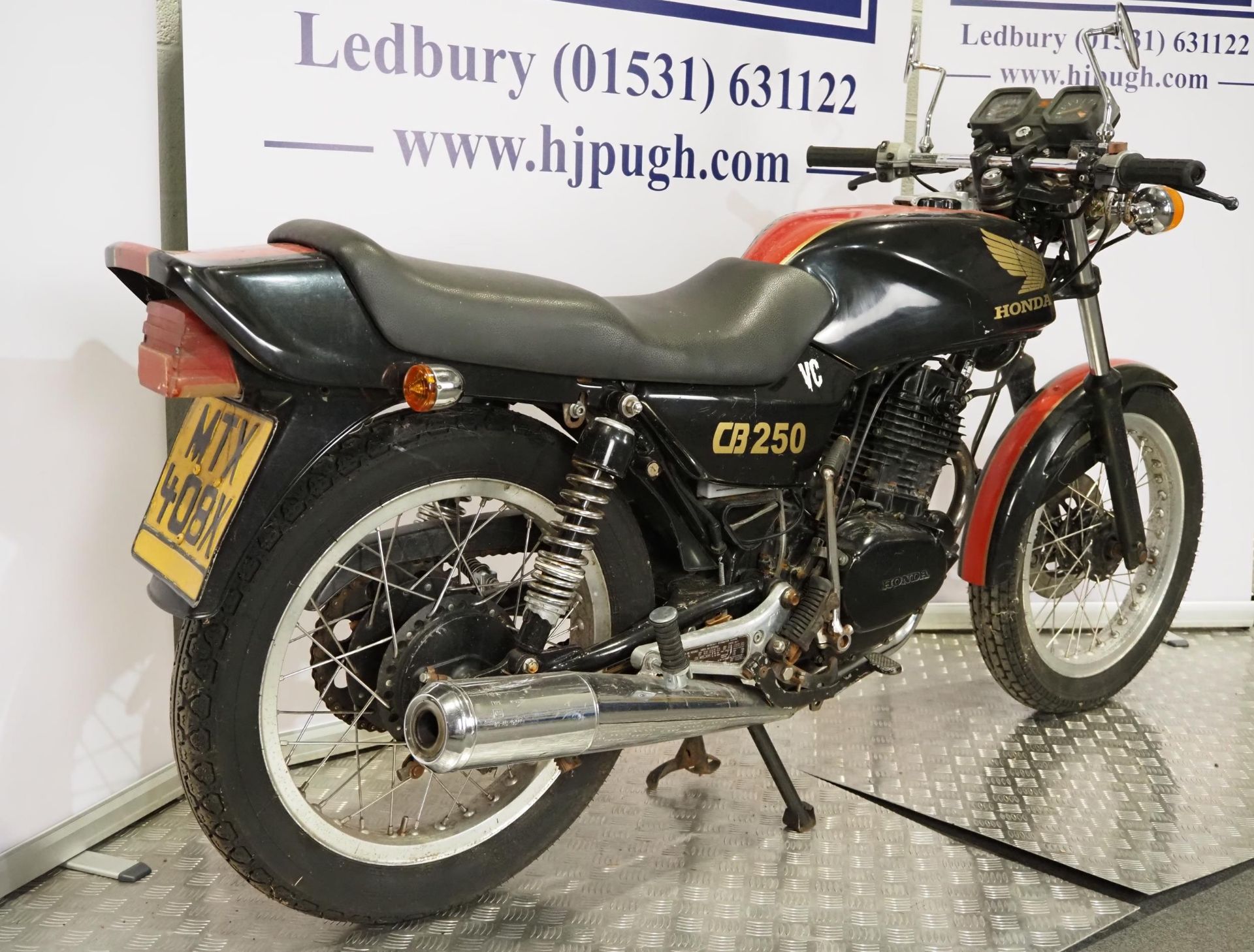 Honda CB250 motorcycle project. 1982. 248cc Frame No. MC02-2019622 Engine No. MC02E-2019661 Part - Image 3 of 6