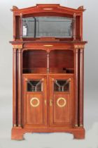 Jugendstil-Buffet um 1900