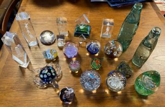 Paperweight and Designer Glass and Collectables Joblot