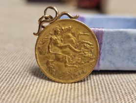 22ct Gold 1915 Half Sovereign Gold Coin