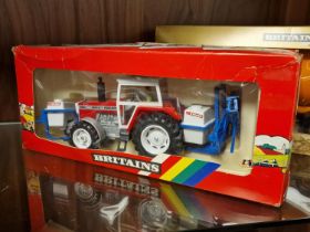 Britains Ltd Boxed 9615 Massey Ferguson Tractor & Crop Spray Farming Vehicle Model Toy