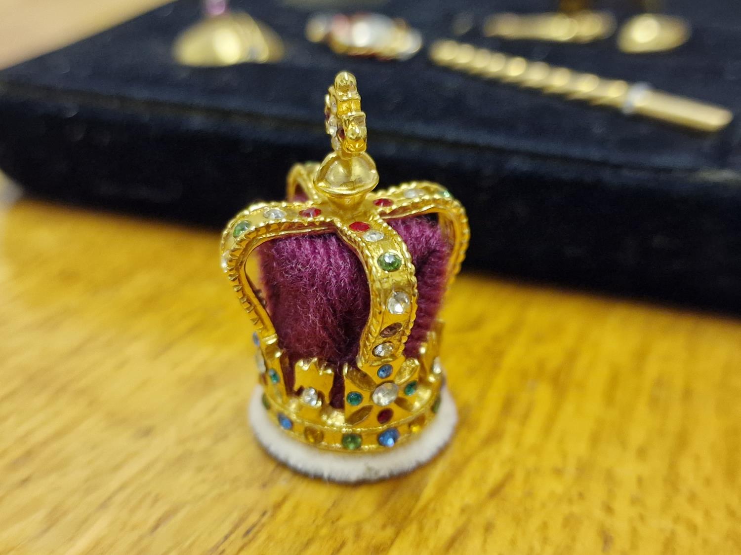 Crowns & Regalia Limited Miniature Crown Jewels Set - Image 2 of 2