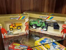 Britains Ltd Boxed Pair 9919 Tipping Dump Truck & 9914 Redlnd Heavy Digger Farming Road Vehicle Mode