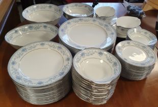 Service of approx. 60 Noritake Blue Hill (2482) china pieces