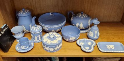 Jasperware Wedgwood Collection of 14 Decorative Tea and Homewares