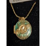 9ct Gold Green Enamelled Cloddagh Irish Locket Pendant Chain Necklace - 2.6g