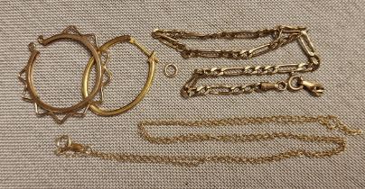 9ct Gold Scrap Assortment inc Chains and a Sovereign Coin Holder, 5.11g combined