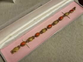 800 Gold Coral Cabochon Bracelet - French Origin 10.2g