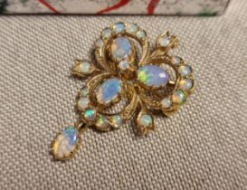 9ct Gold and Opal Brooch 5.2 g