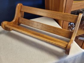 Yorkshire Oak Acornman Book Trough Rack