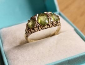 9ct Gold, Diamond & Peridot Vintage Dress Ring, 3.9g & L+0.5