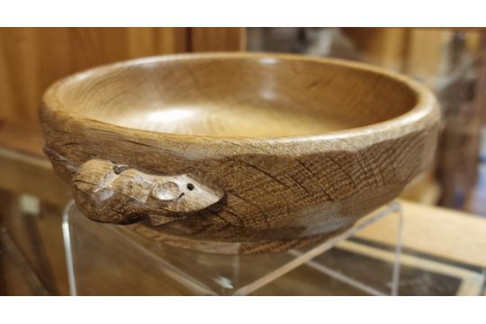 Mouseman (Robert Thompson) Yorkshire Oak Wooden Bowl - Image 2 of 3