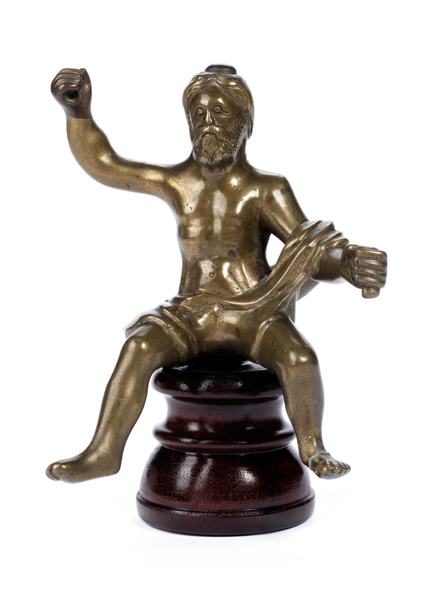 Kleine Bronzefigur eines sitzenden Mannes
