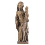 Steinfigur einer gotischen Madonna mit Kind