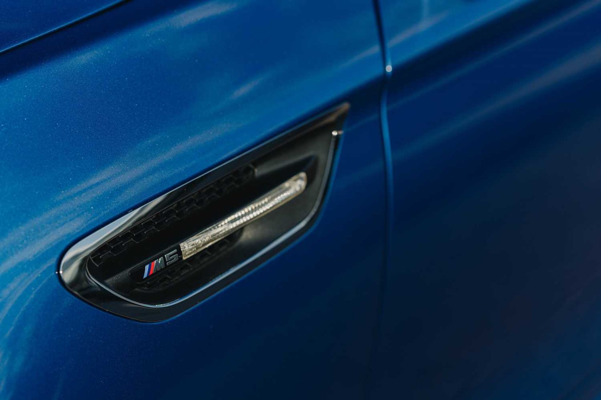 2015 BMW M5 Full main dealer service history and warranty valid until December 2024 - Image 34 of 74