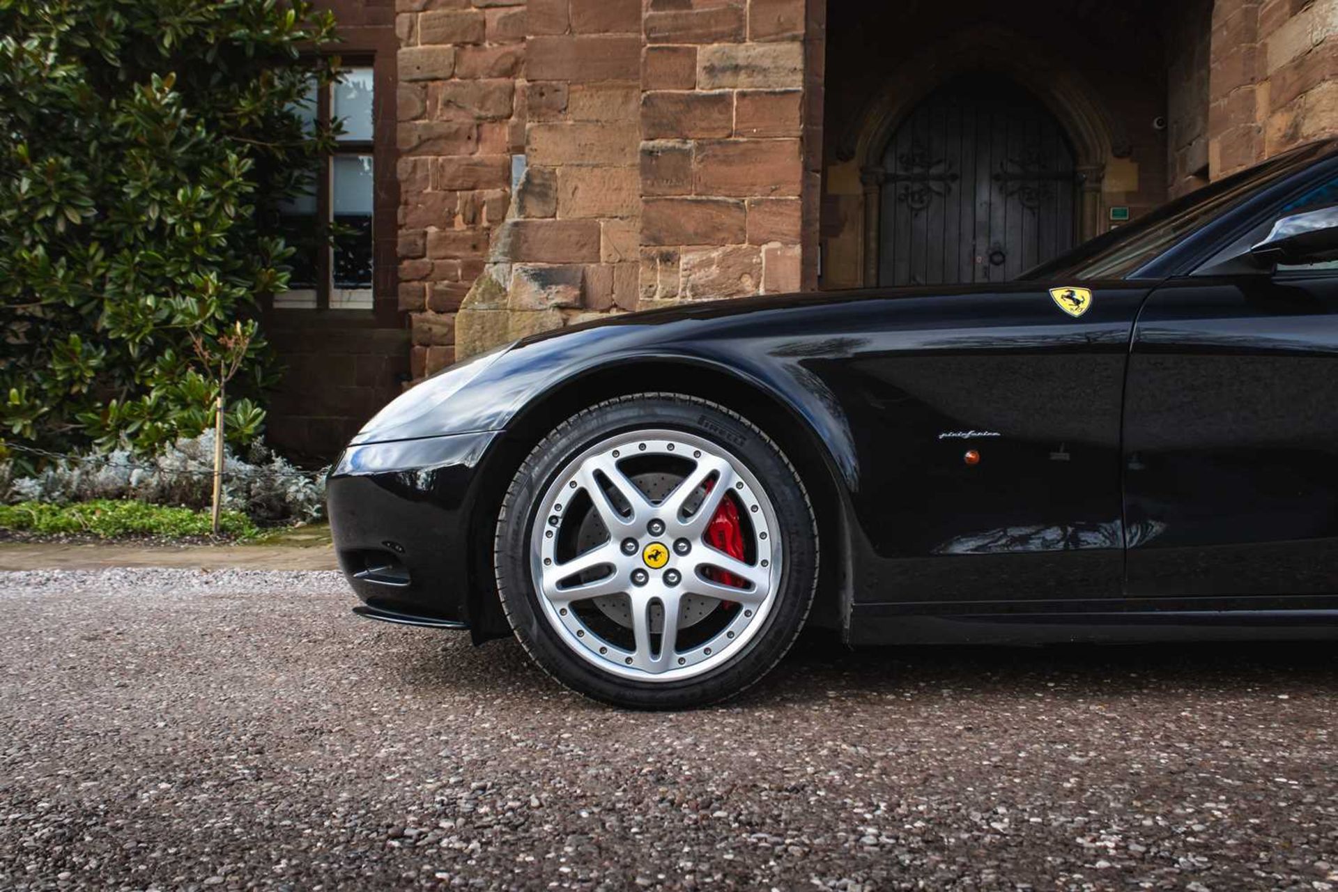 2005 Ferrari 612 Scaglietti Finished in Nero over Crema and with full service history  - Image 19 of 100