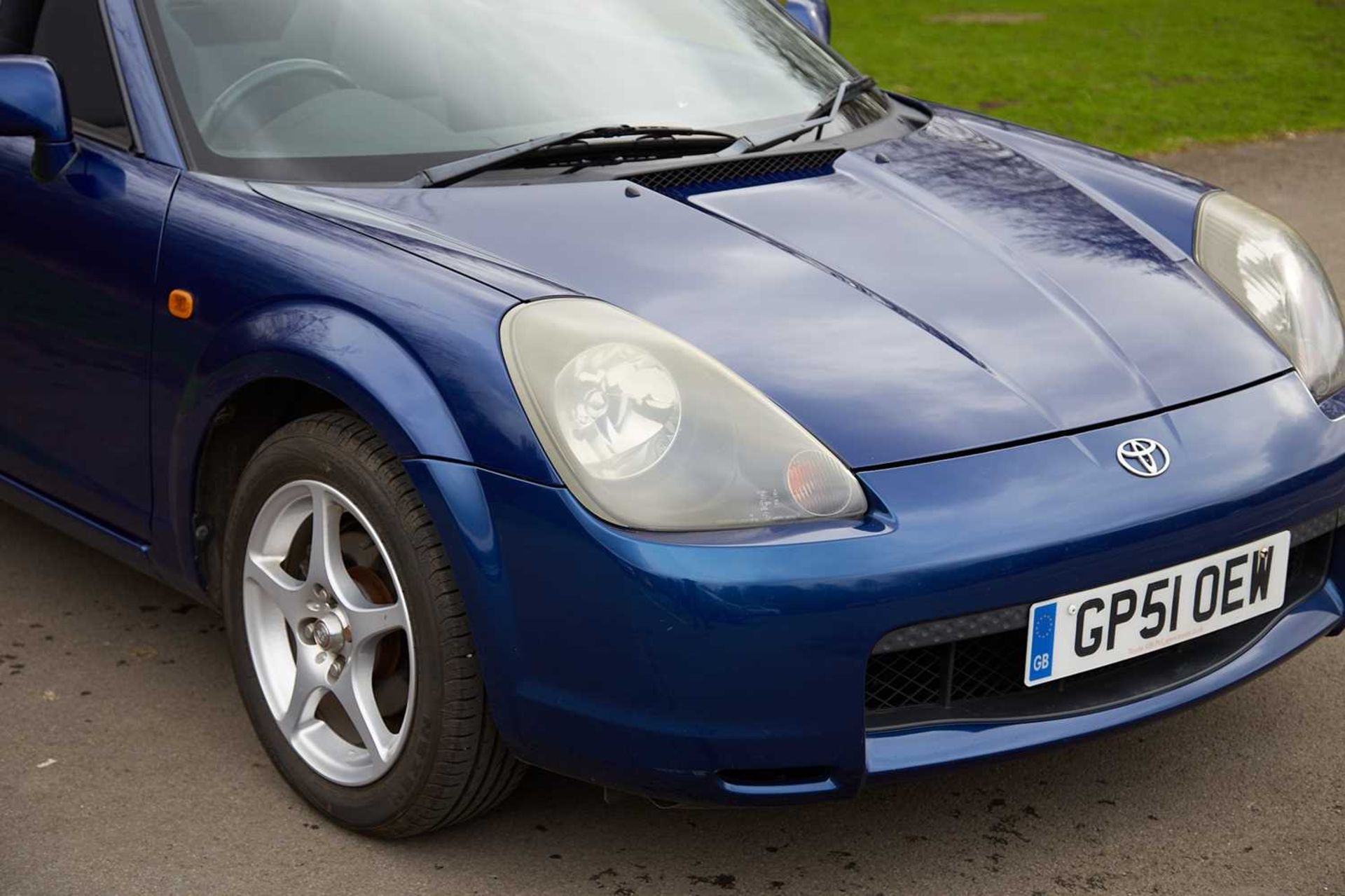 2002 Toyota MR2 ***NO RESERVE*** Same lady owner for nearly two decades - Image 18 of 59