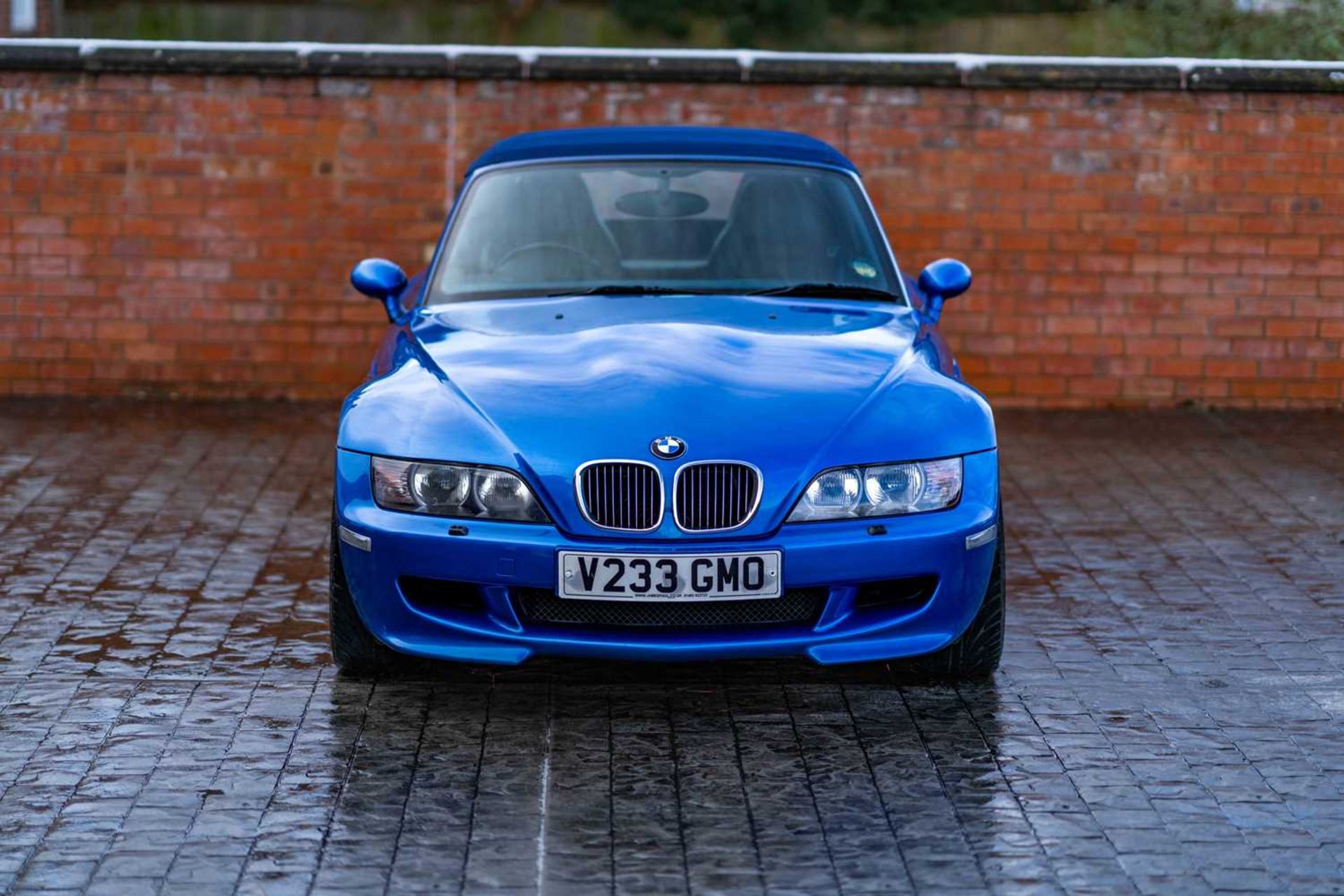 2000 BMW Z3M Convertible From long-term ownership, finished in sought-after Estoril Blue - Image 4 of 67