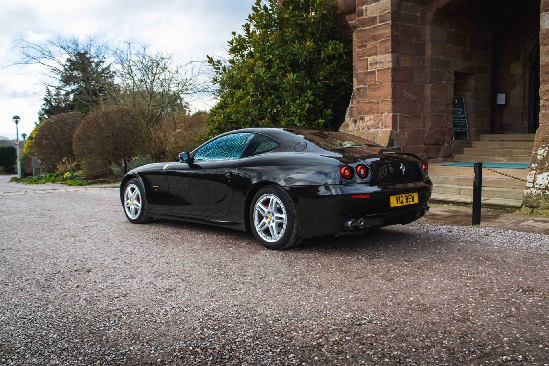 2005 Ferrari 612 Scaglietti Finished in Nero over Crema and with full service history  - Image 8 of 100