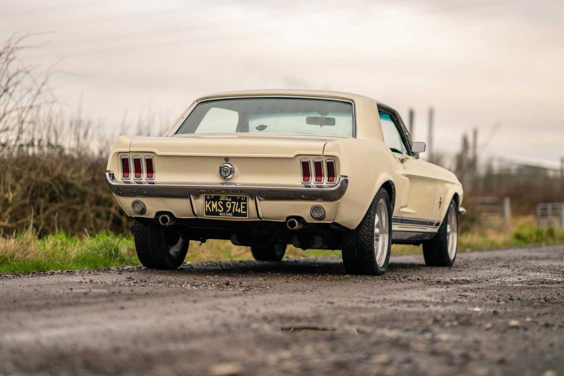 1967 Ford Mustang 289 Tastefully upgraded and fitted with a 351 engine  - Image 13 of 63