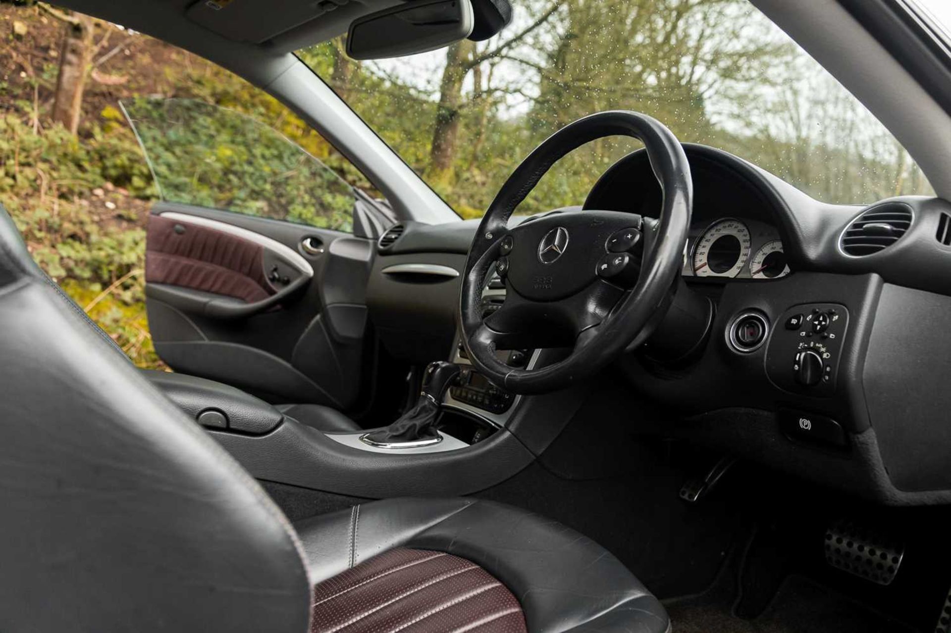 2004 Mercedes - Benz CLK 55 AMG - Image 39 of 61