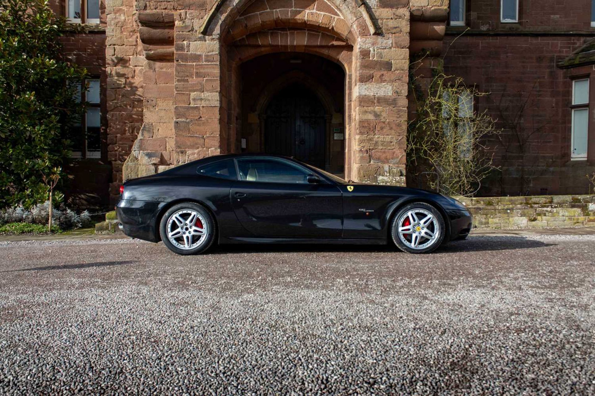 2005 Ferrari 612 Scaglietti Finished in Nero over Crema and with full service history  - Image 16 of 100