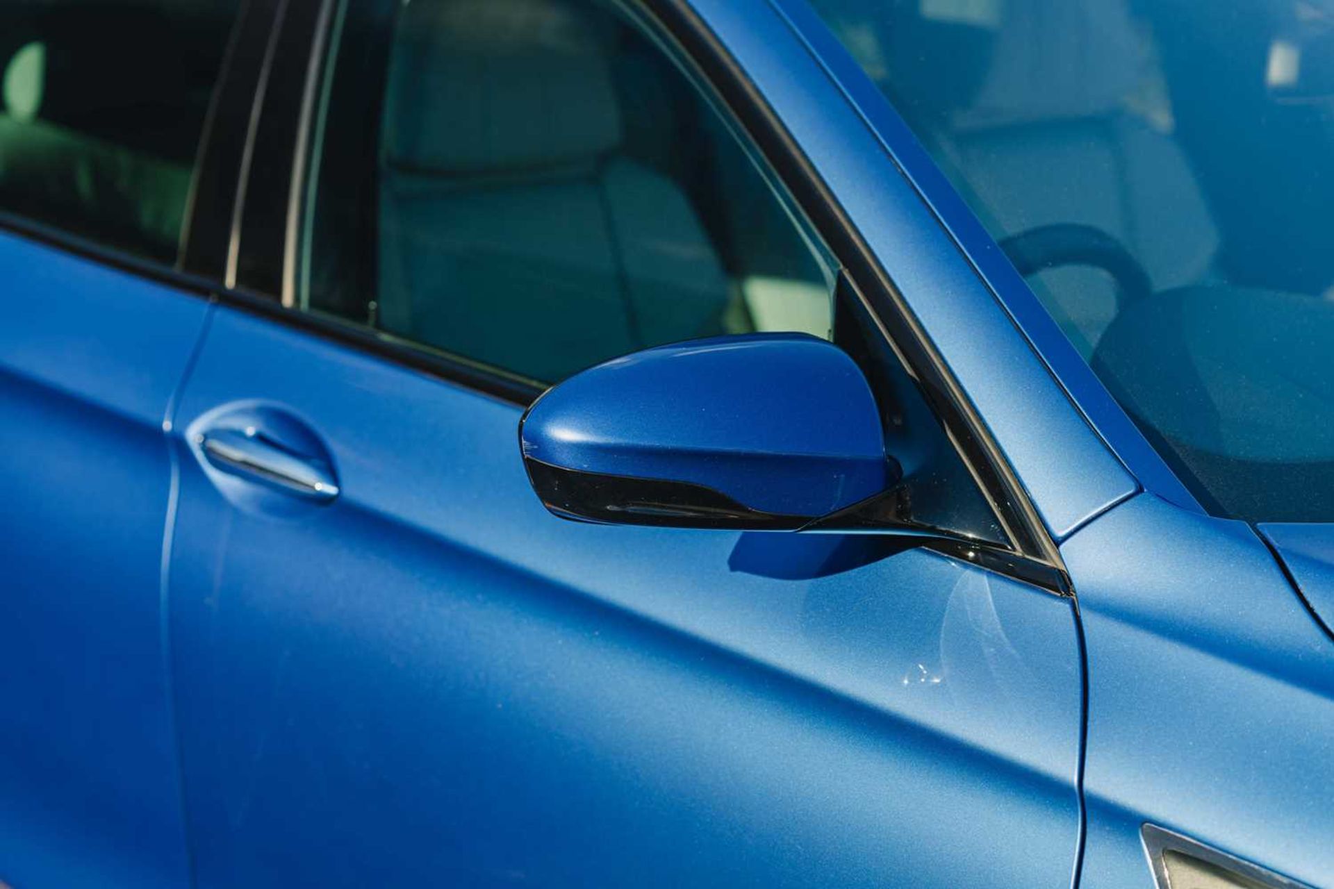 2015 BMW M5 Full main dealer service history and warranty valid until December 2024 - Image 24 of 74