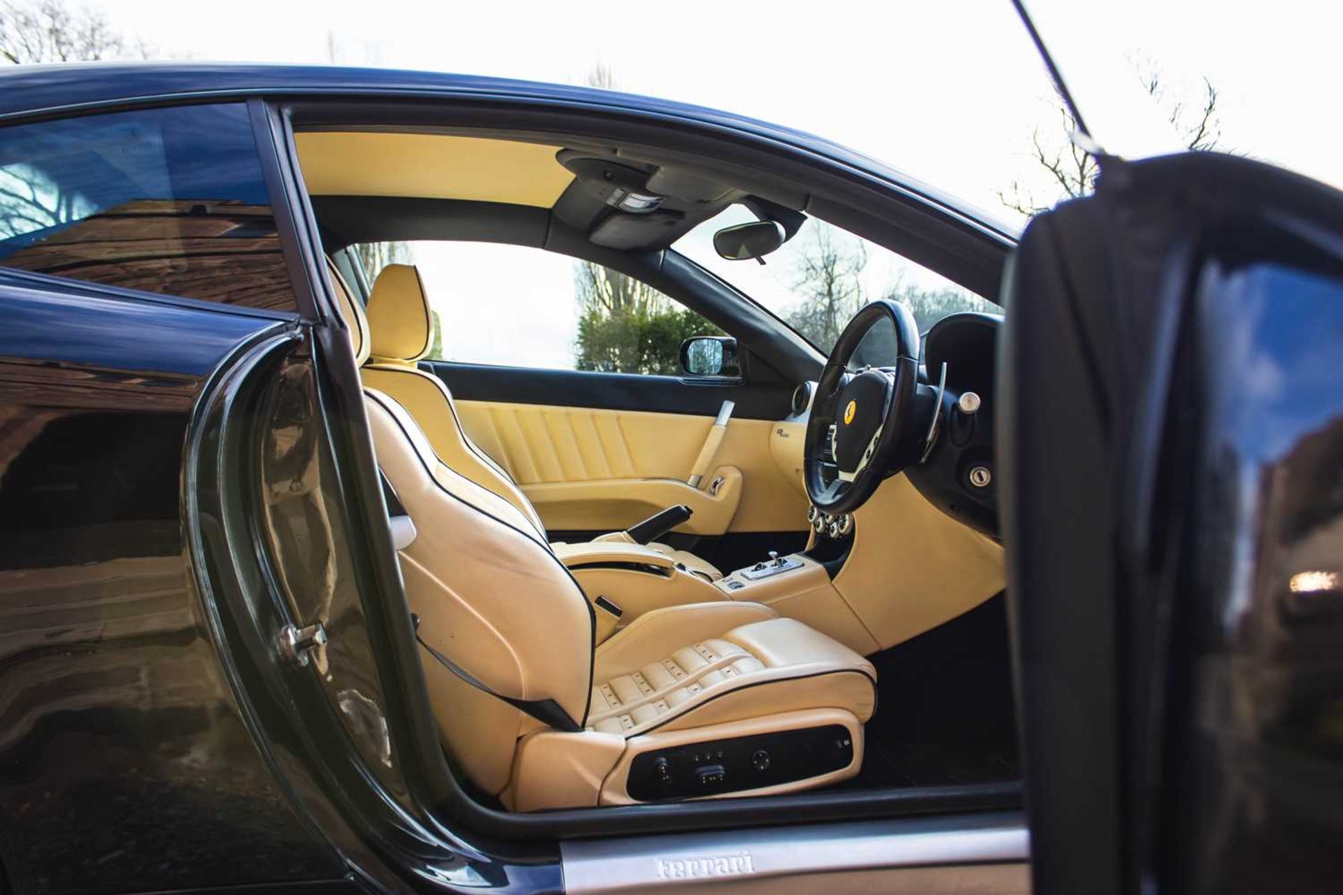 2005 Ferrari 612 Scaglietti Finished in Nero over Crema and with full service history  - Image 81 of 100