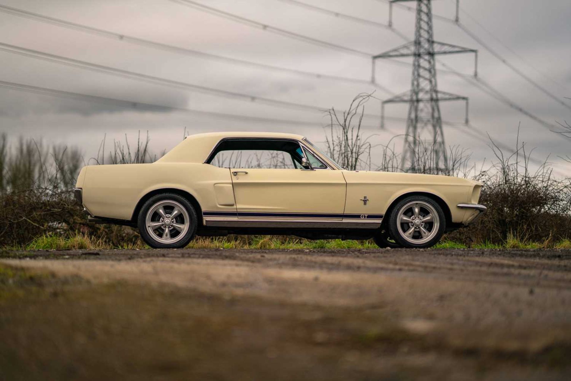 1967 Ford Mustang 289 Tastefully upgraded and fitted with a 351 engine  - Image 14 of 63