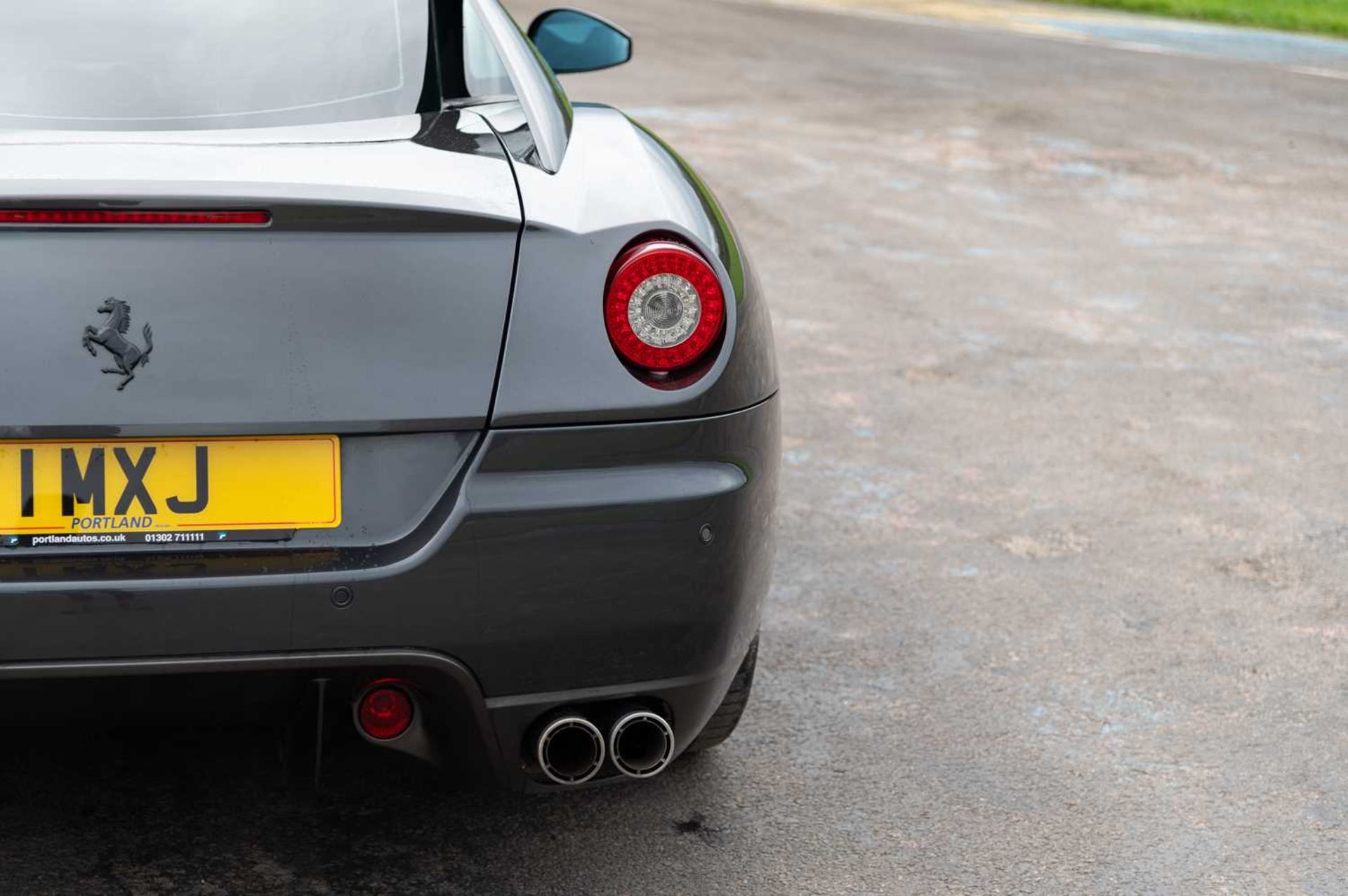 2008 Ferrari 599 GTB Fiorano Finished in Grigio over Nero with only 38,000 miles and full service hi - Image 18 of 85