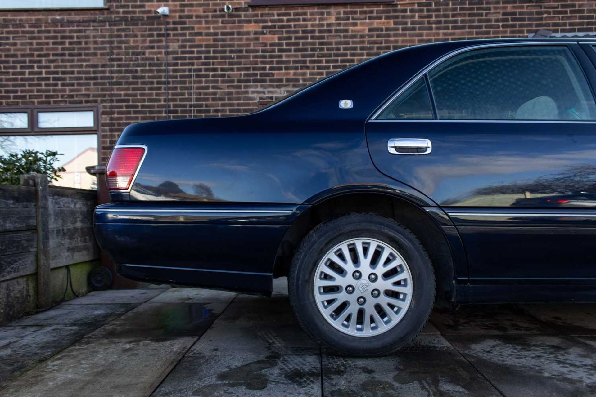 2002 Toyota Crown ***NO RESERVE*** - Image 12 of 50