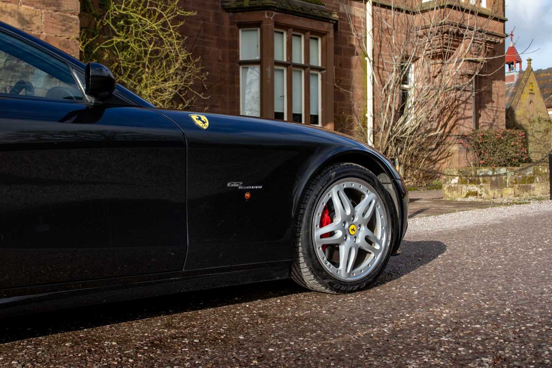 2005 Ferrari 612 Scaglietti Finished in Nero over Crema and with full service history  - Image 21 of 100