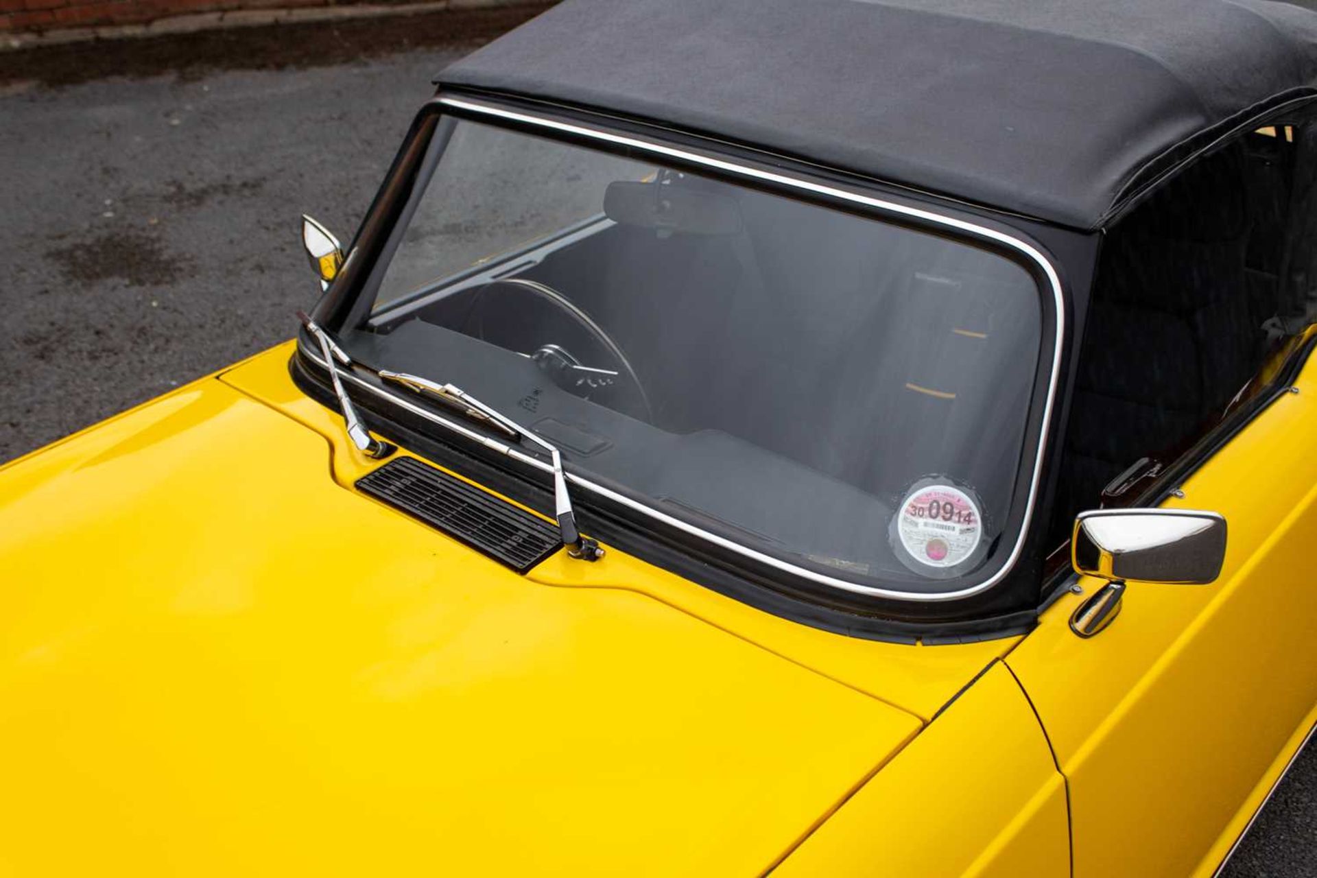 1973 Triumph TR6   A home-market, RHD fully restored example, finished in mimosa yellow - Image 33 of 99