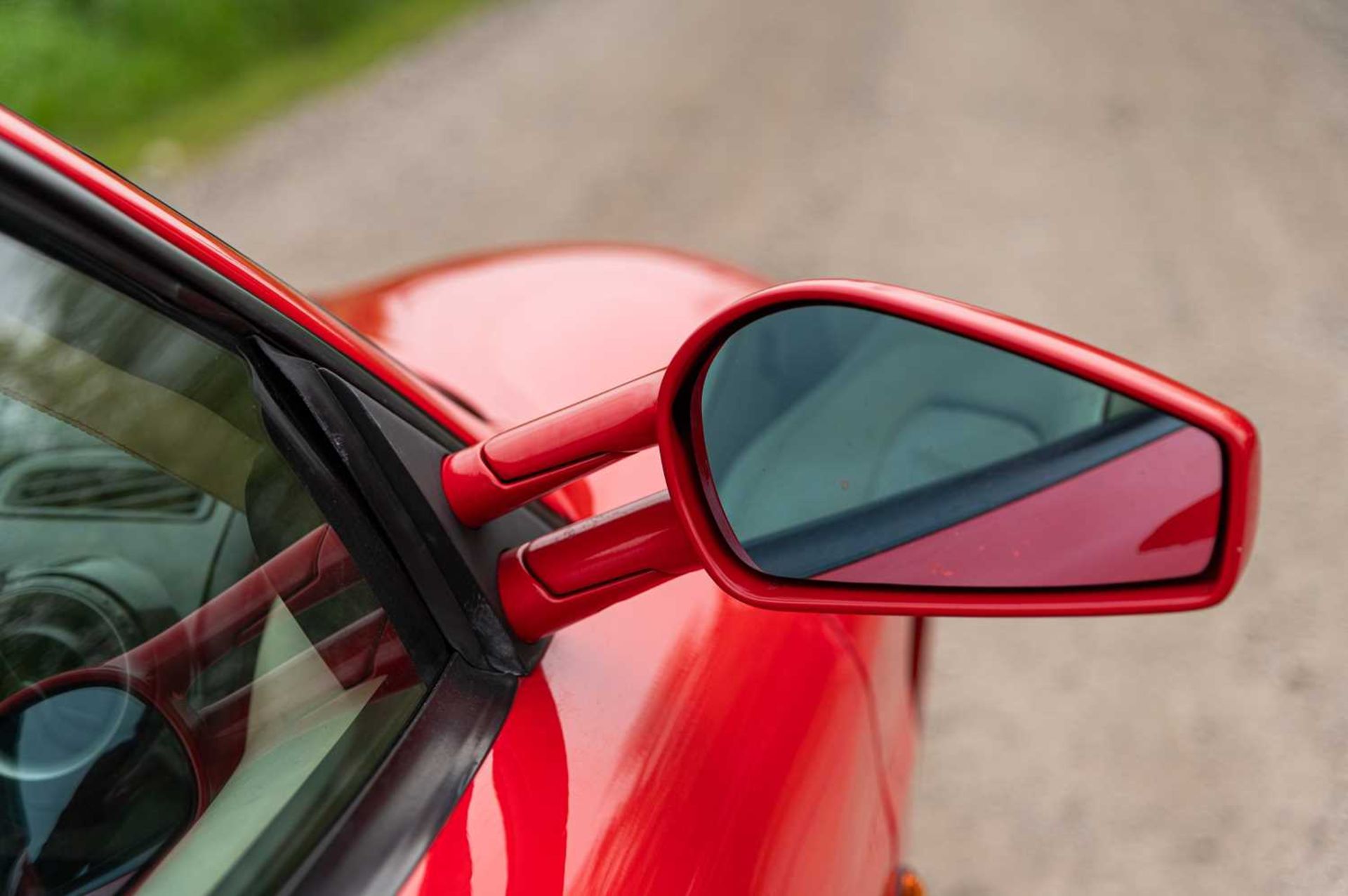 2005 Ferrari F430 Spider Well-specified F1 model finished in Rosso Corsa, over Crema with numerous c - Image 40 of 75