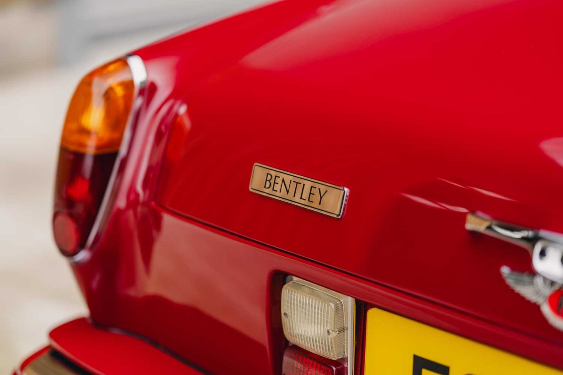 1989 Bentley Continental Convertible Meticulously maintained and boasts desirable factory options su - Image 34 of 71