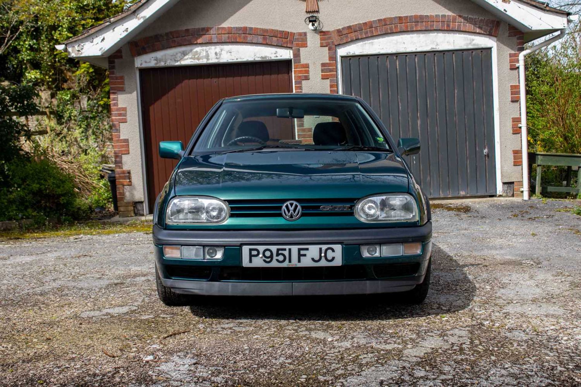 1996 Volkswagen Golf GTi ***NO RESERVE*** Highly-original, timewarp example, one-family ownership wi - Image 3 of 96