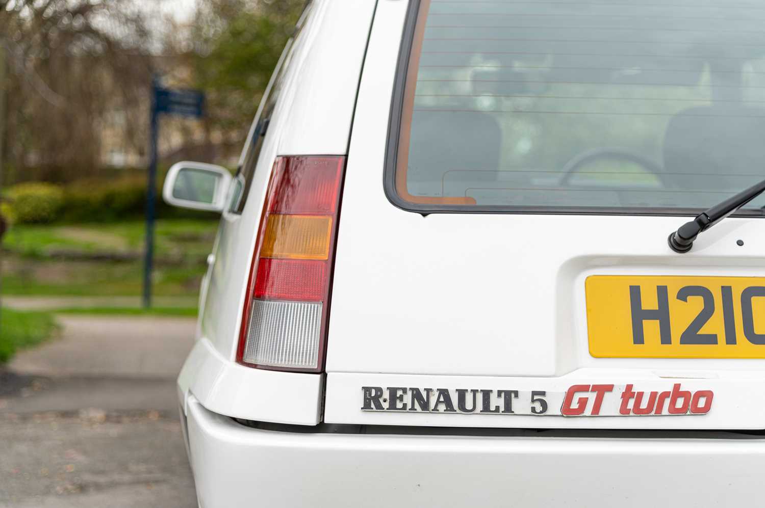 1990 Renault 5 GT Turbo - Image 32 of 79