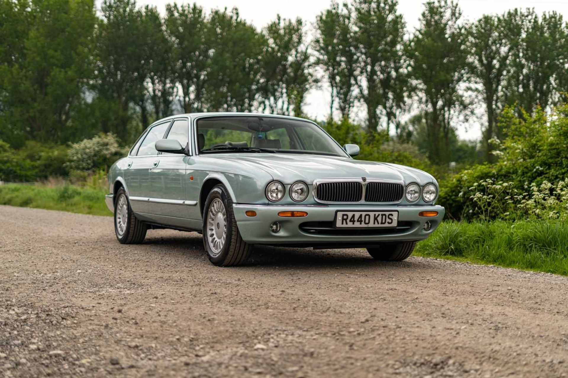 1998 Jaguar XJ8 ***NO RESERVE*** Just 40,000 miles from new and 1 owner from new